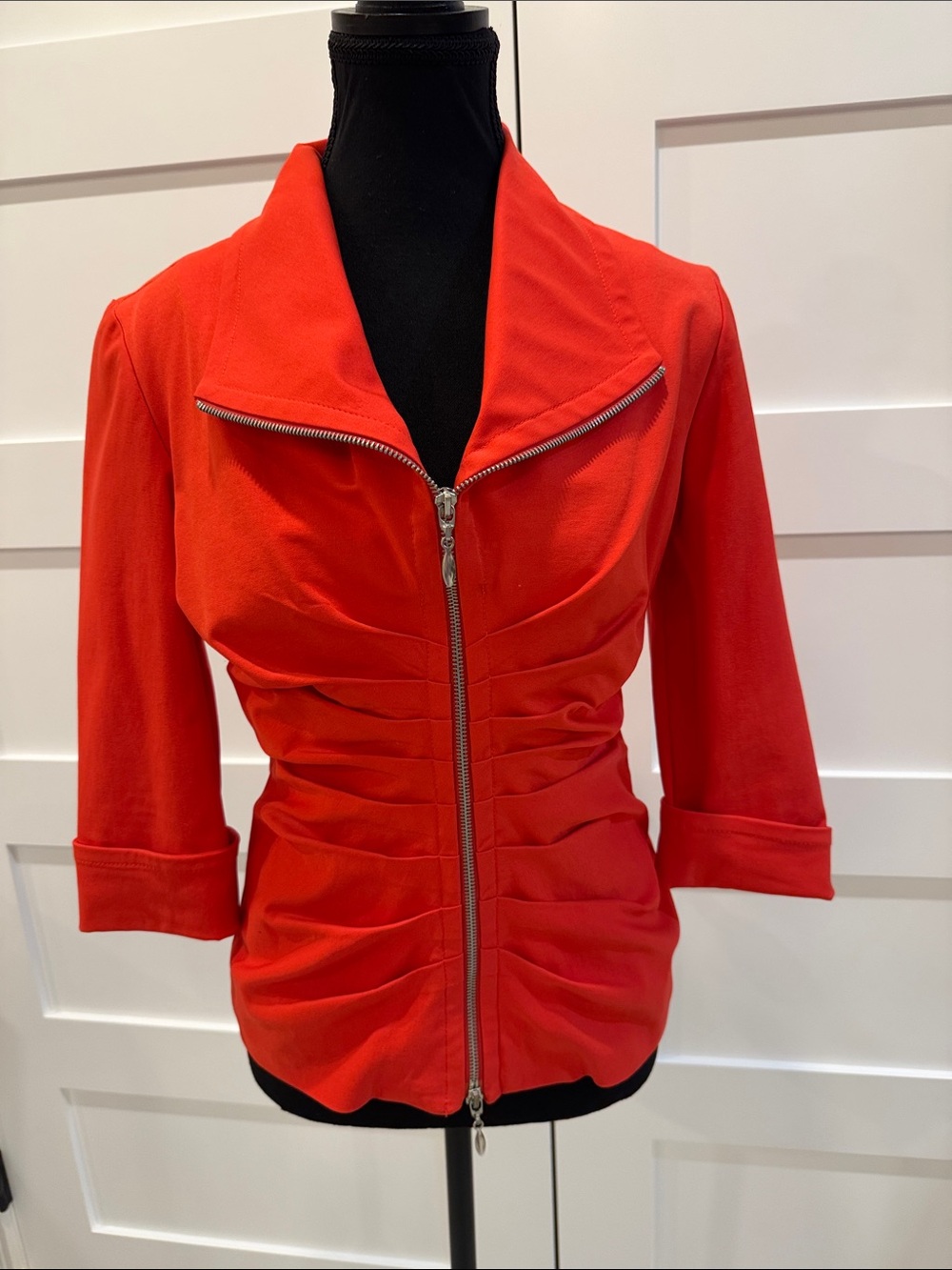 Joseph Ribkoff Red Ruched Zip-Front Blazer - Picture 2 of 5
